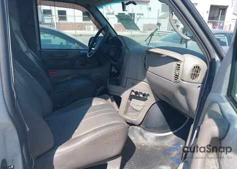 2003 Chevrolet Astro z USA, uszkodzony, nr VIN 1GCDM19X63B151610